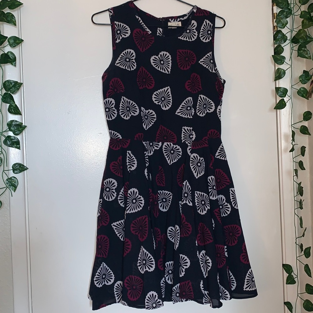 Fit and flare navy, burgundy/pink, white heart dress